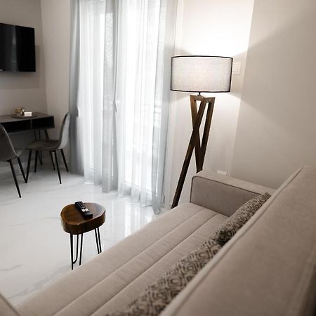 M10 Central Apartments Alexandroupolis Экстерьер фото