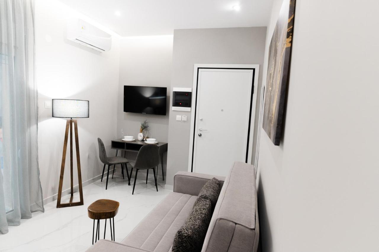 M10 Central Apartments Alexandroupolis Экстерьер фото